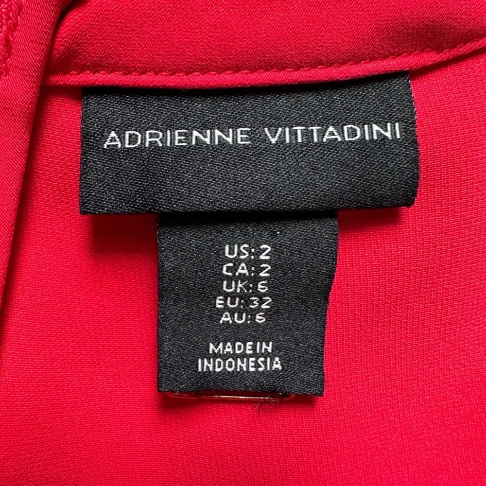 👗 Adrienne Vittadini Red Dress - Size 2 🌟